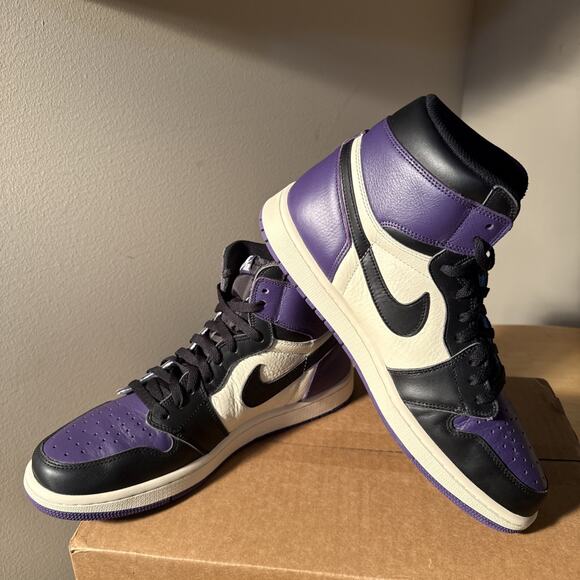Size 12 - Air Jordan 1 Retro OG High Court Purple 2018 OG Soft Leather main image 6